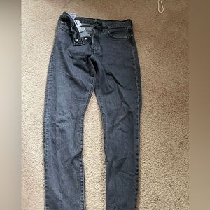 Levi’s straight leg jeans 27in
